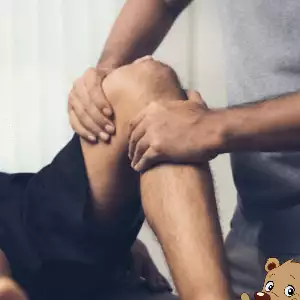 Hot-Cares-Helps-Young-Massage-Therapist-Study-for-His-Dream-Job